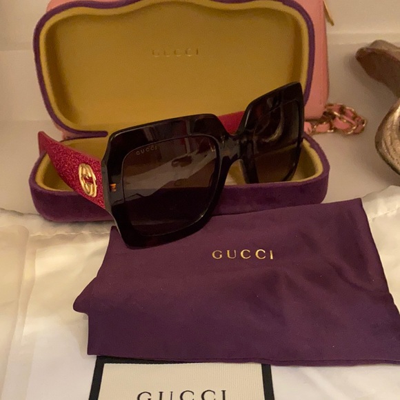 Gucci Glitter Pink Square Sunglasses